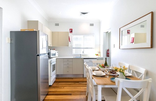 Shoal Bay House | 12 Tomaree Road - 200 mtrs to Shoal Bay Beach
