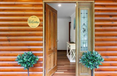 Peregian Beach House | 130 Lorikeet Drive