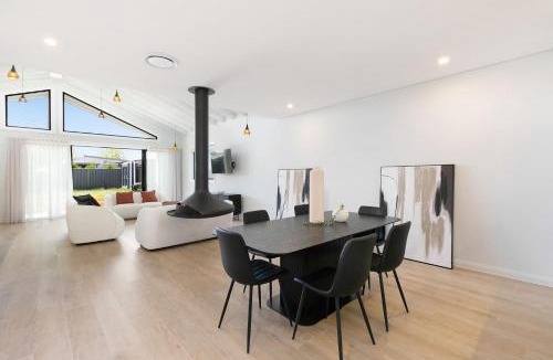 Jindabyne House | 13A Alice Street