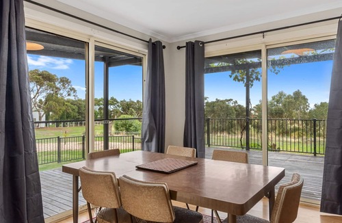 Carrickalinga House | 15 Dorset Court, Carrickalinga