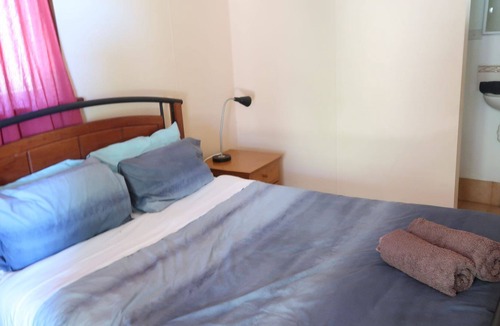 Exmouth House | 17 Ingleton Street - Pet Friendly