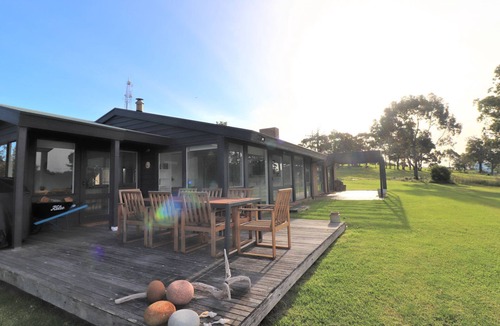 Mallacoota House | 17 Martin Street, Mallacoota