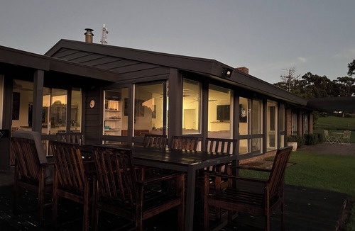 Mallacoota House | 17 Martin Street, Mallacoota