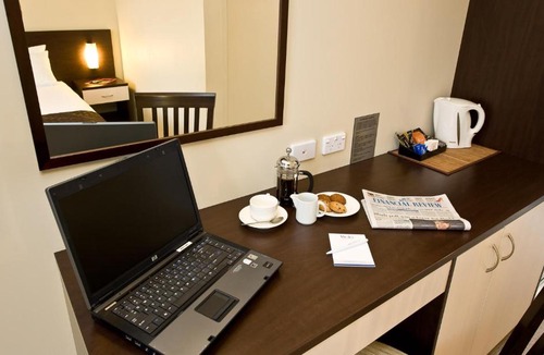 Westmead Hotel | 175 Hotel Westmead