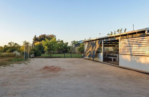Exmouth House | 18 Sargent Street - Beautiful Pet Friendly Oasis