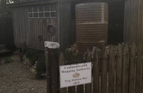 Turondale House | 1885 Trig Station Hut