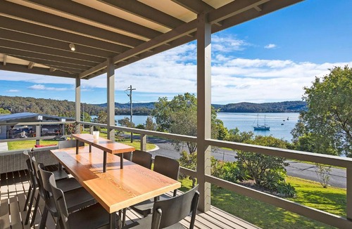 Narooma House | 19 Lakeview Drive Narooma