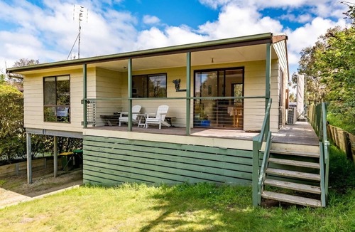 Sandy Point House | 19 Park Avenue Stay 3 Pay 2 Winter Special