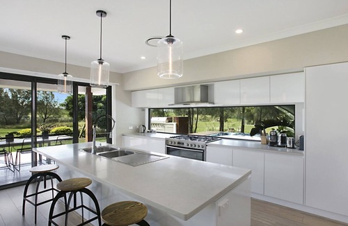 Pokolbin House | 1OAK - THE VINTAGE HOLIDAY HOUSES