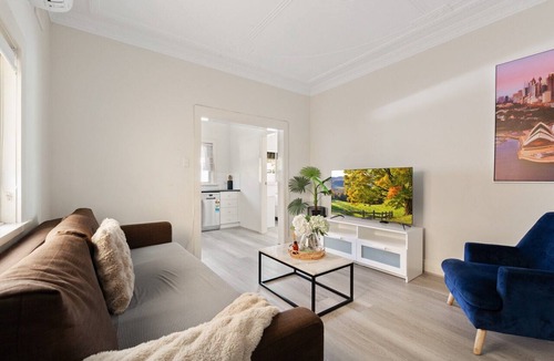 Manly Apartment | 2-Bed Apartment Near Manly Beach
