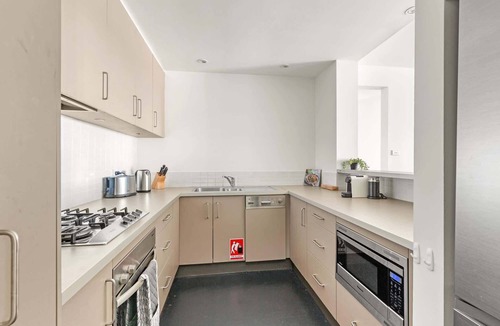 McMahons Point Apartment | 2-Bed Harbourside Home with Views in Fab Location