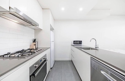 East Lindfield Apartment | 2-bedroom apartment in gorgeous East Lindfield with AC