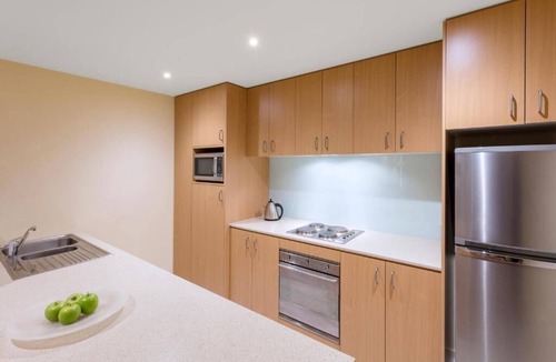 Chinatown Apartment | 2 Bedroom Apartment at Lonsdale Street Melbourne
