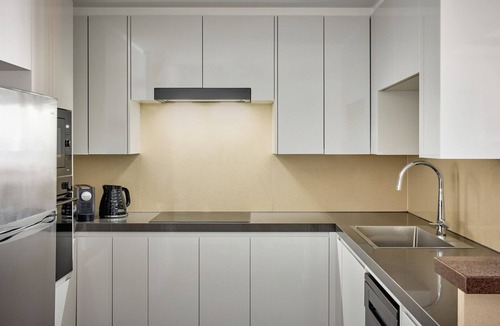 Sydney Central Business District Apartment | 2 Bedroom Apartment with breathtaking views of Sydney city