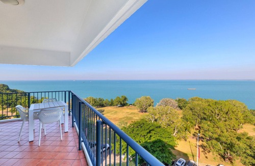 Darwin City Centre Apartment | 2-Bedroom Penthouse Retreat | Water Views, Pool & Balcony