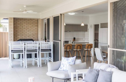 Yamba House | 20 Taine - Oceanstays - Pet-Friendly Waterfront Escape with Fireplace