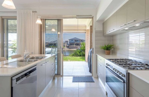 Yamba House | 20 Taine - Oceanstays - Pet-Friendly Waterfront Escape with Fireplace