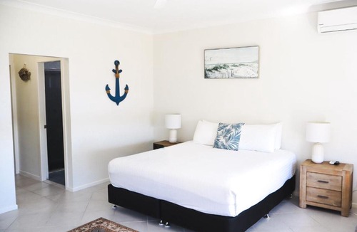 Yamba House | 21 Melaleuca Drive - Waterfront - Pet Friendly - Stone Real Estate Yamba