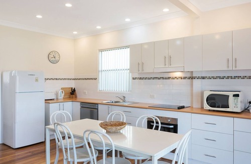 Narooma House | 21 Riverside Drive, Narooma