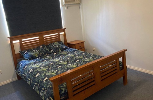 Exmouth House | 23 Salmon Loop - Four Bedroom Pet Friendly
