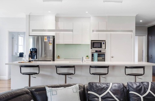 Fleurieu Peninsula House | 28 Esplanade Victor Harbor: 4 BR, 2 BA House in Victor Harbor, Sleeps 8