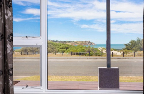Fleurieu Peninsula House | 28 Esplanade Victor Harbor: 4 BR, 2 BA House in Victor Harbor, Sleeps 8