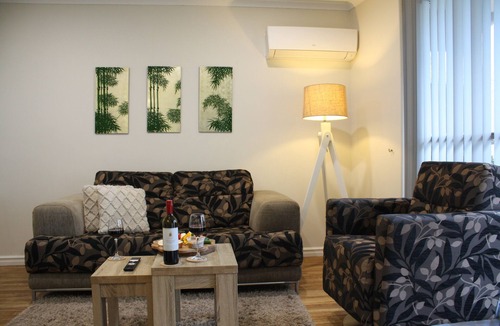 Mandurah Apartment | 2BR Apartment with Pool & Tennis Court, Walk to Beach & Shops