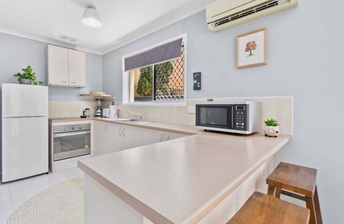 Miami Apartment | 2BR Paradise at Riviera