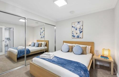 Rockingham Apartment | 2BR Unit in Rockingham Near Shops and Beach