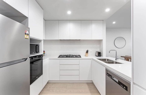 Kiama Apartment | 3-Bed Apartment in Beautiful Kiama with Study Nook