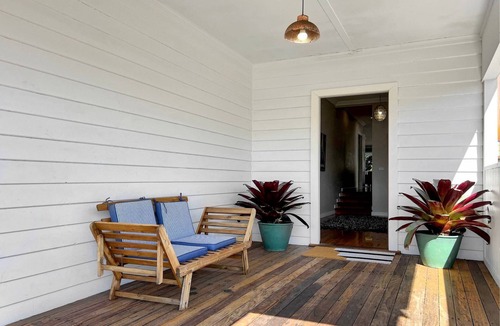 Belmont South Apartment | 3-Bed Coastal Haven with Alfresco Dining & BBQ
