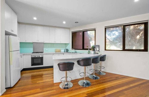 St Kilda House | 3-bedroom house in lovely St Kilda with WiFi, AC