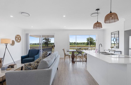 Central Mudgee House | 3-Bedroom Mudgee House with Large Backyard and BBQ