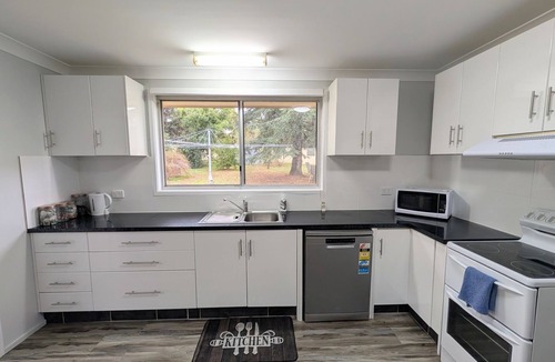 Oxley Vale House | 3 Bedroom, Pet Friendly, Family Home in Oxley Vale