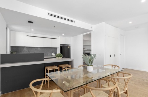 Torquay House | 3 Bedroom Townhouse - Centrally Located