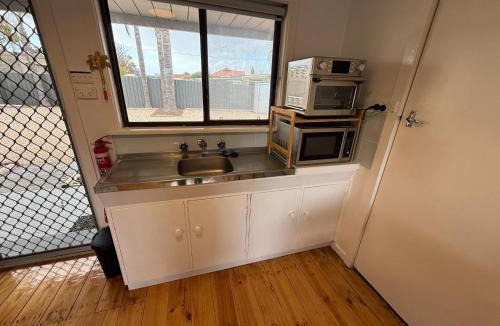 Melville Apartment | 3 by the Sea at Coobowie Unit 2
