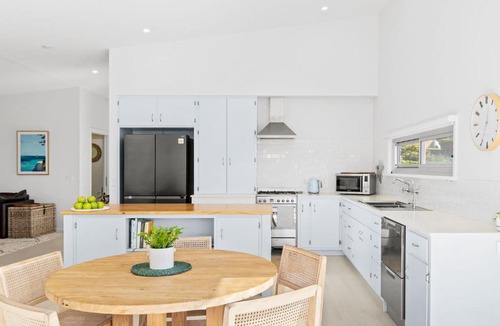 Dalmeny House | 30 Haddrill Parade, Dalmeny