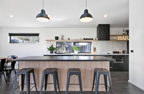 Metung House | 32 Plateau in Metung