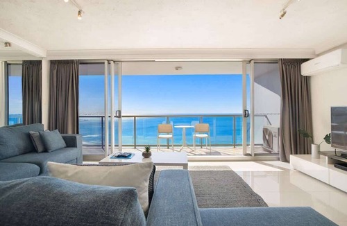 Surfers Paradise Apartment | 34B Peninsula Central Surfers Paradise Ocean Views