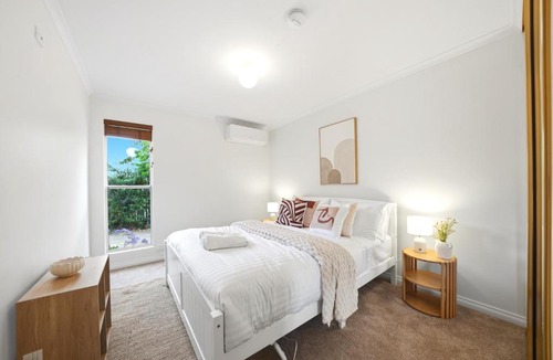Seven Mile Beach House | 3BR Beach House Near Hobart BBQ Firepit Parking