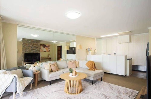 Paddington Apartment | 3BR Family Oasis in Paddington | Pool & Near Bondi