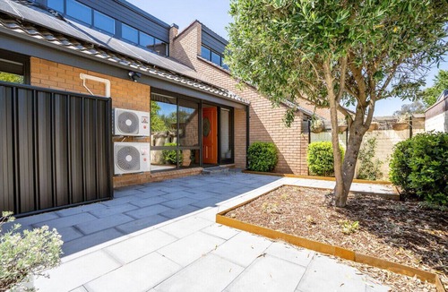 Garran Apartment | 3BR Home near Canberra Hospital & Parliament