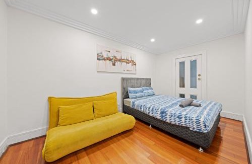 Ultimo House | 3BR House with Parking near ICC & Darling Harbour & CBD