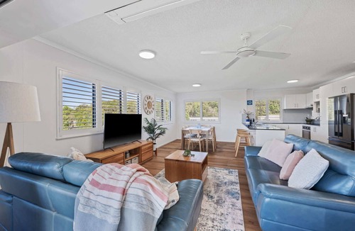 Alexandra Headland Apartment | 3BR Ocean-view apartment at Mirage Resort