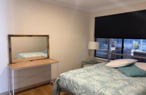 Bibra Lake Apartment | 3x1 unit at back of main house