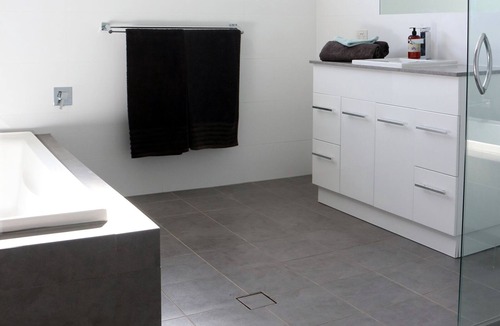Playford House | 3xQB Townhouse #1, Harbour Views, FREE WIFI