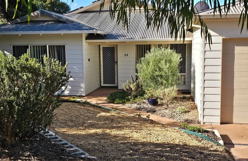 Hopetoun House | 4 bedroom House in Hopetoun.