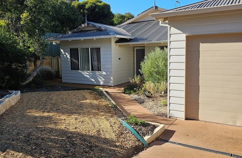 Hopetoun House | 4 bedroom House in Hopetoun.