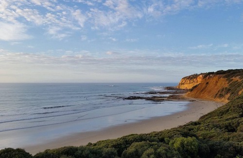 Aireys Inlet House | 40 Airey's Street - Walk To The Beach & Coffee Shops
