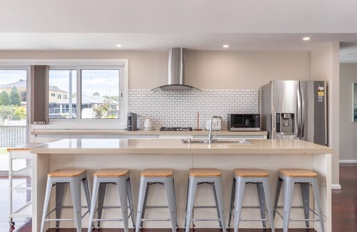 Forster House | 49 King George Parade